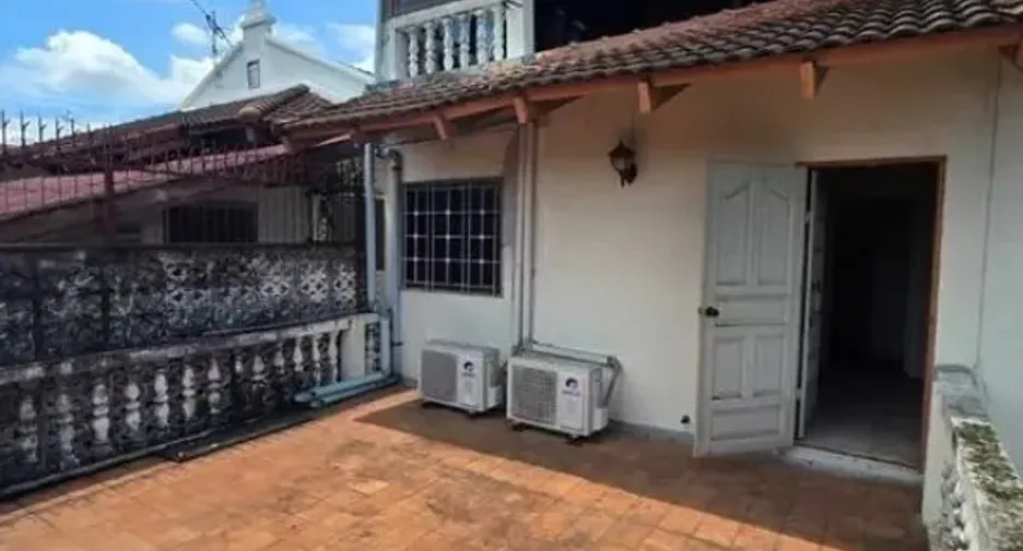 For sale 4 bedrooms house in Don Mueang, Bangkok