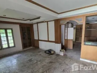 Casa en venta de 4 habitaciones en Don Mueang, Bangkok