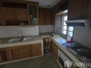 Casa en venta de 4 habitaciones en Don Mueang, Bangkok
