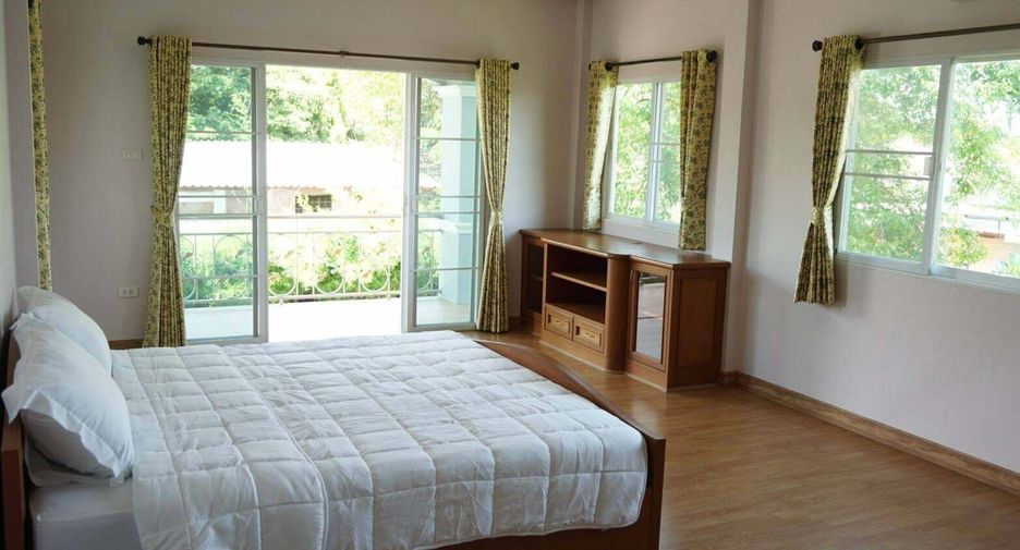 For sale 4 bedrooms villa in Doi Saket, Chiang Mai
