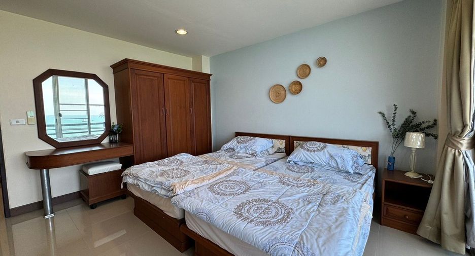 For sale and for rent 3 bedrooms condo in Si Racha, Chonburi