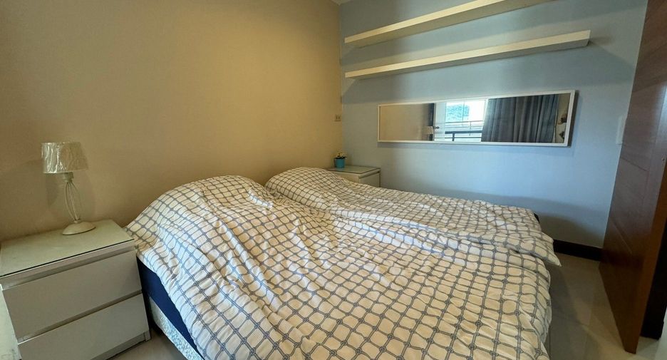 For sale and for rent 3 bedrooms condo in Si Racha, Chonburi