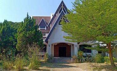 For sale 6 bedrooms house in Mueang Chiang Mai, Chiang Mai