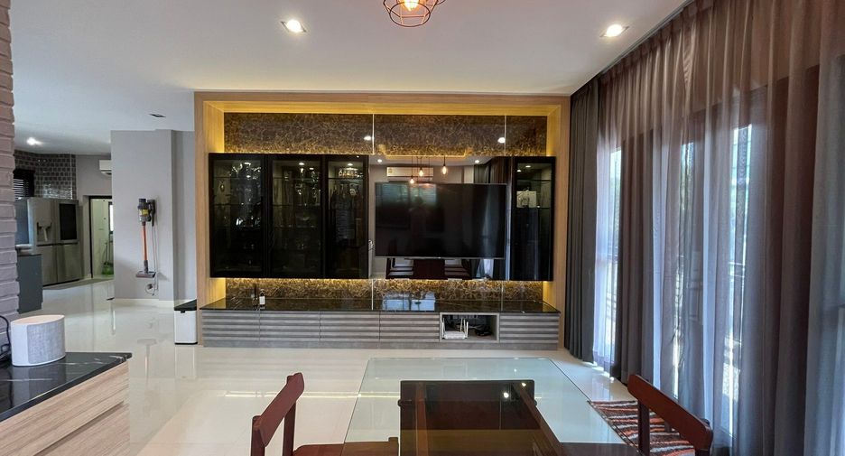 À vendre et à louer 4 chambres maison à Bang Phli, Samut Prakan