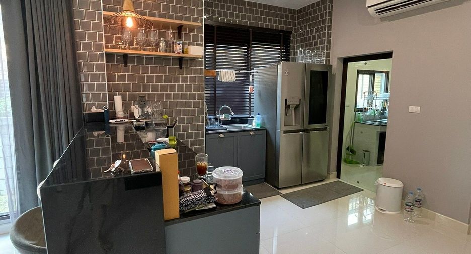 À vendre et à louer 4 chambres maison à Bang Phli, Samut Prakan