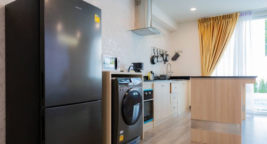 For rent 5 bedrooms villa in Mueang Chiang Mai, Chiang Mai
