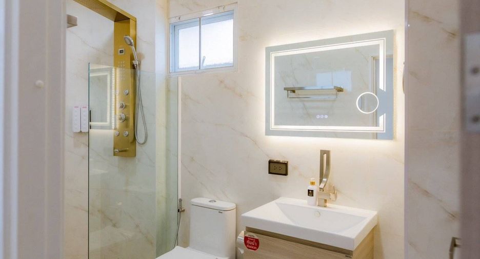 For rent 5 bedrooms villa in Mueang Chiang Mai, Chiang Mai