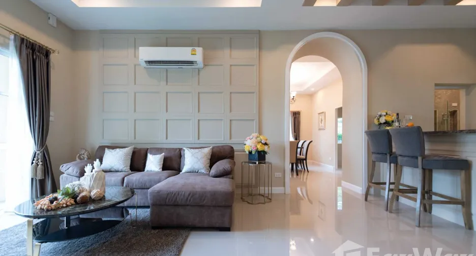 For sale 3 bedrooms house in San Kamphaeng, Chiang Mai