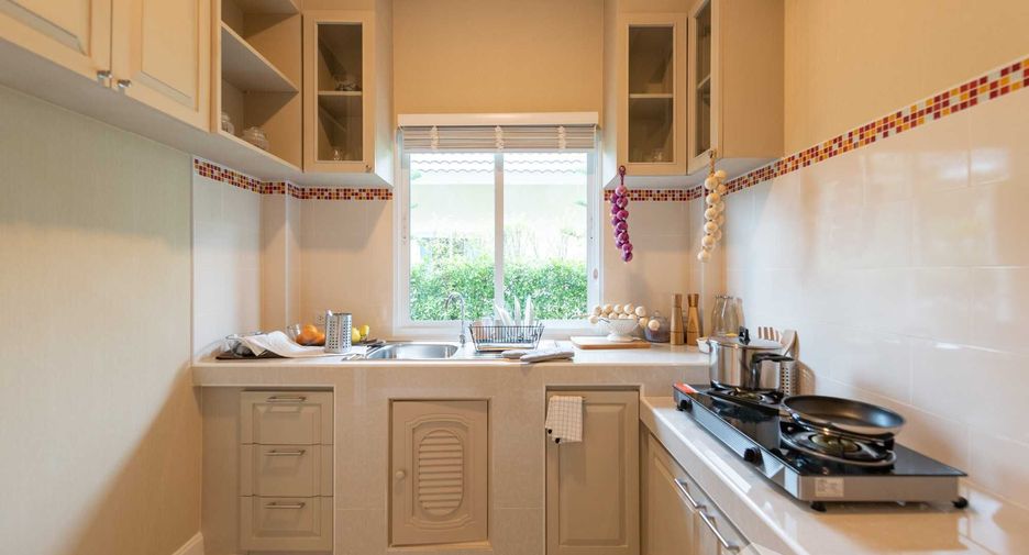 For sale 3 bedrooms house in San Kamphaeng, Chiang Mai