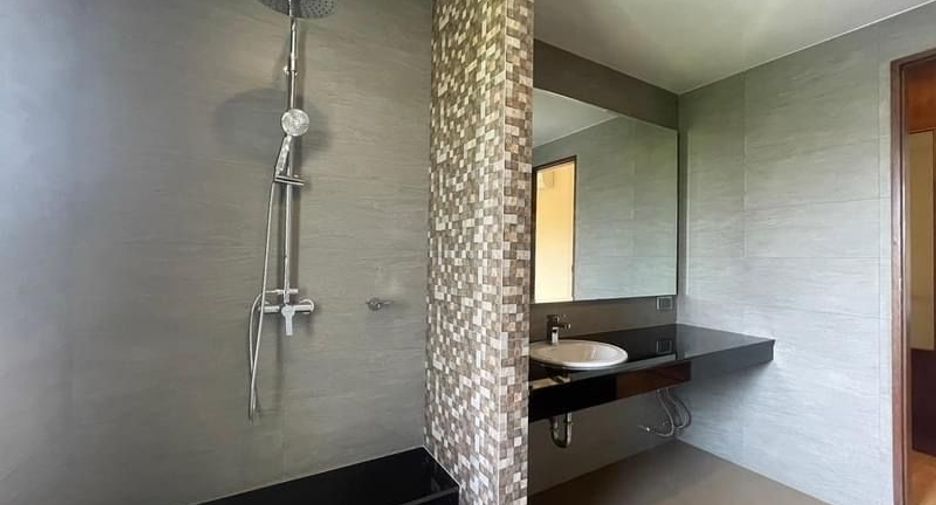 For sale 4 bedrooms house in Mae Rim, Chiang Mai