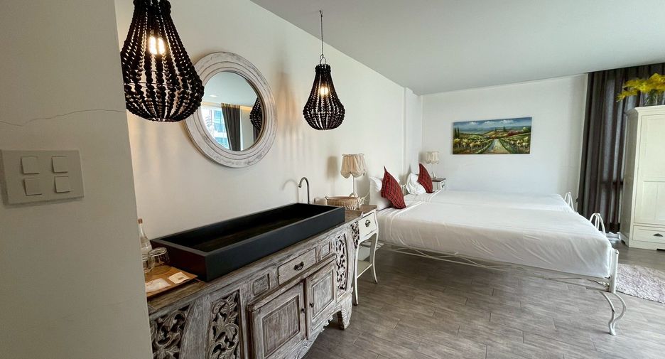 For rent 4 bedrooms villa in Hua Hin, Prachuap Khiri Khan