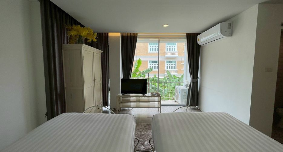 For rent 4 bedrooms villa in Hua Hin, Prachuap Khiri Khan