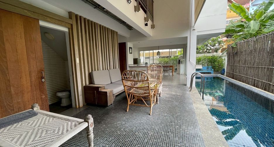 For rent 4 bedrooms villa in Hua Hin, Prachuap Khiri Khan