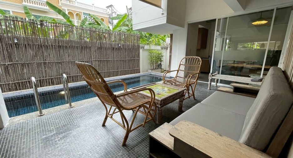 For rent 4 bedrooms villa in Hua Hin, Prachuap Khiri Khan