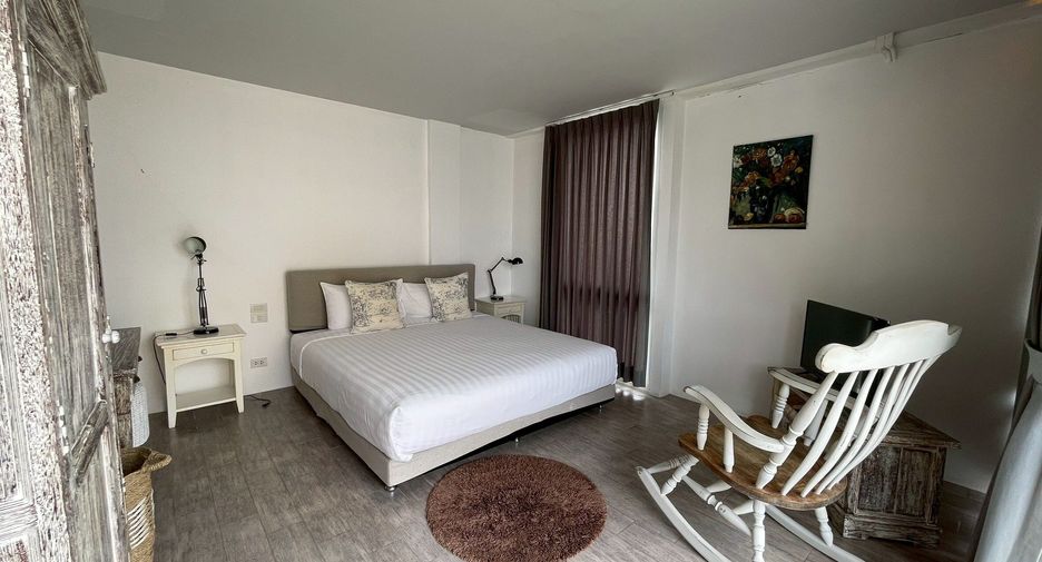 For rent 4 bedrooms villa in Hua Hin, Prachuap Khiri Khan