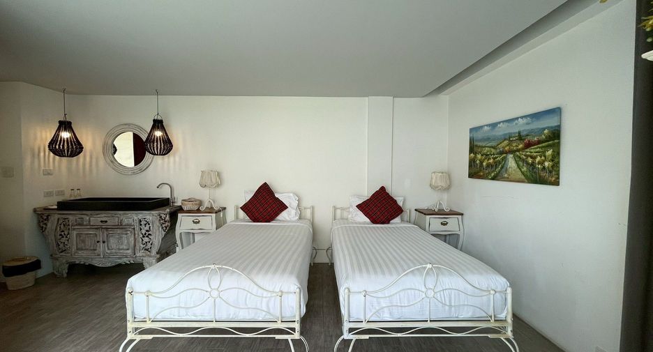 For rent 4 bedrooms villa in Hua Hin, Prachuap Khiri Khan