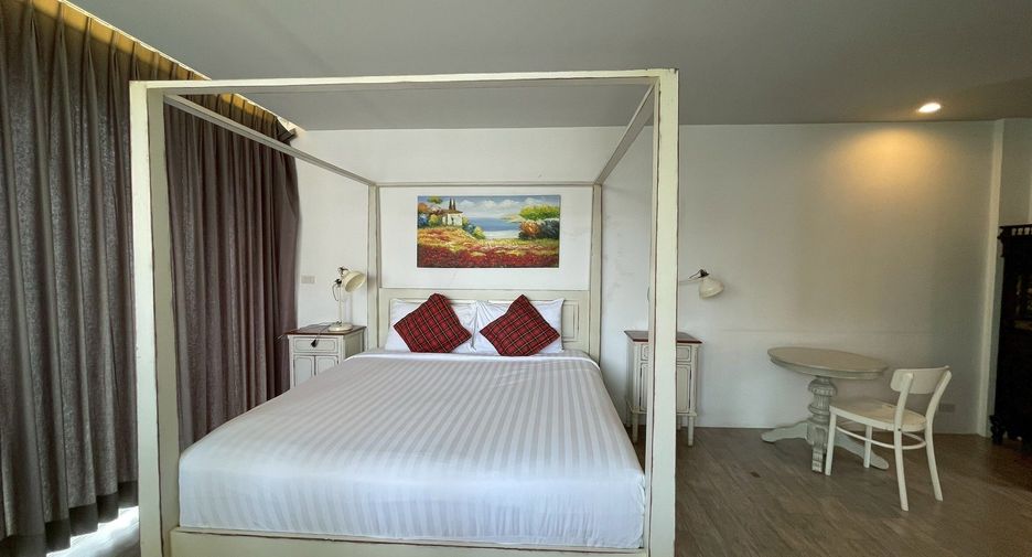 For rent 4 bedrooms villa in Hua Hin, Prachuap Khiri Khan