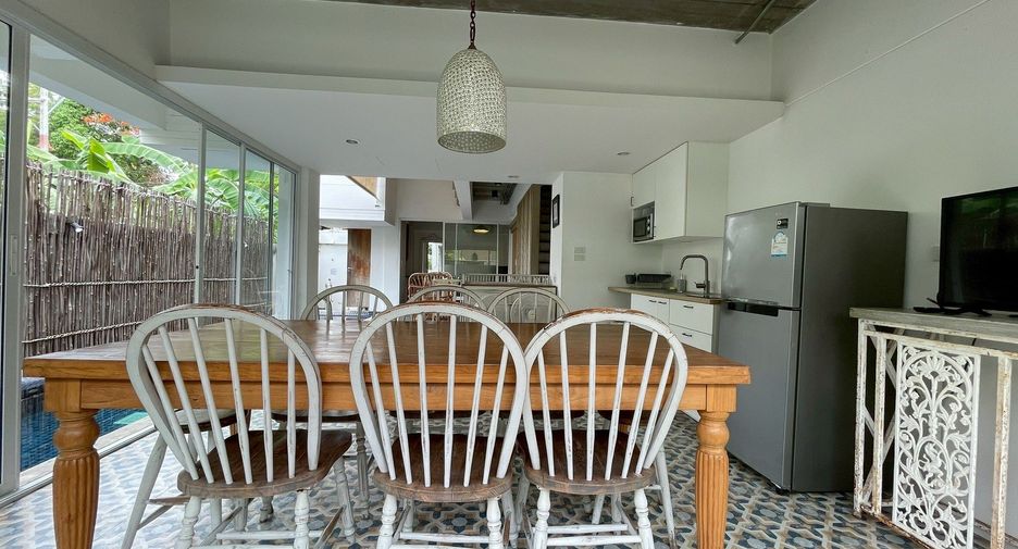 For rent 4 bedrooms villa in Hua Hin, Prachuap Khiri Khan