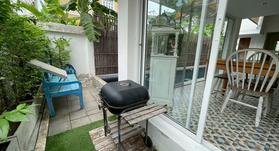 For rent 4 bedrooms villa in Hua Hin, Prachuap Khiri Khan