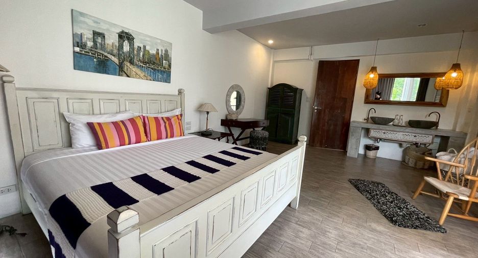 For rent 4 bedrooms villa in Hua Hin, Prachuap Khiri Khan