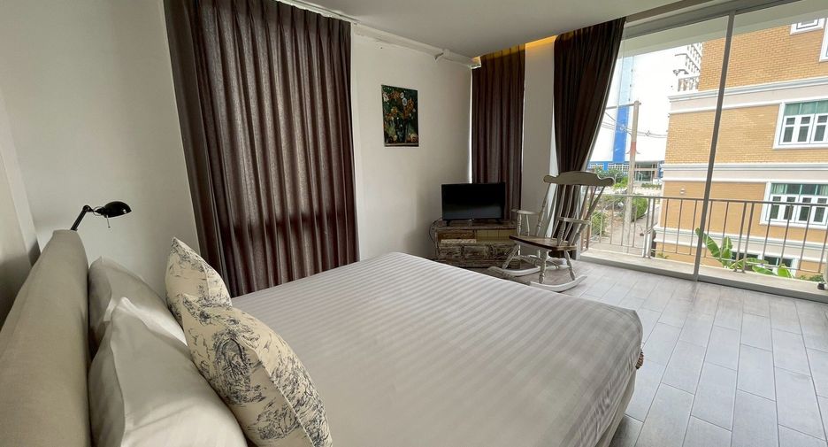 For rent 4 bedrooms villa in Hua Hin, Prachuap Khiri Khan