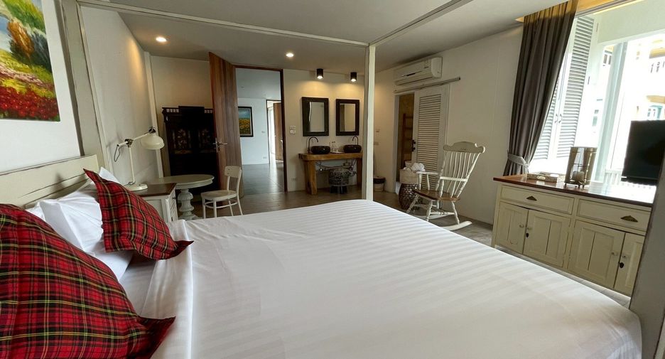 For rent 4 bedrooms villa in Hua Hin, Prachuap Khiri Khan