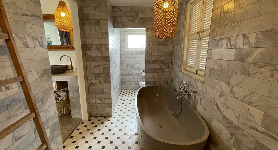 For rent 4 bedrooms villa in Hua Hin, Prachuap Khiri Khan