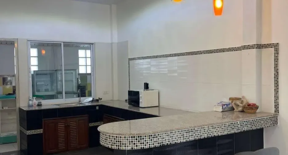 For rent 3 bedrooms house in Mueang Chiang Mai, Chiang Mai