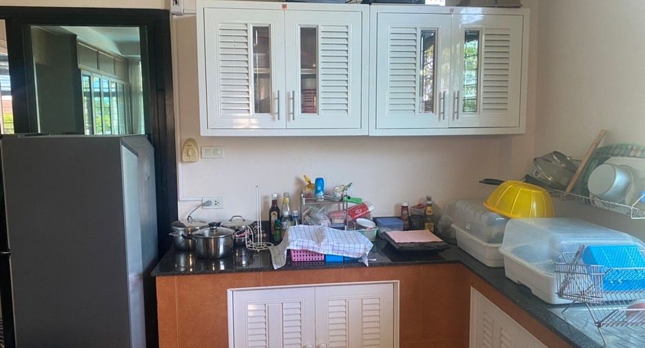 For sale 4 bedrooms house in Hua Hin, Prachuap Khiri Khan