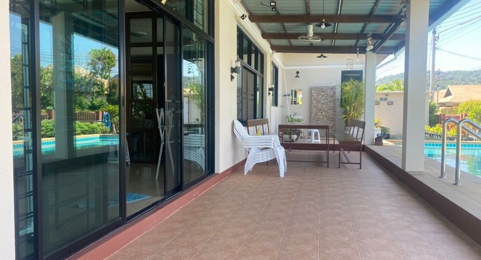 For sale 4 bedrooms house in Hua Hin, Prachuap Khiri Khan