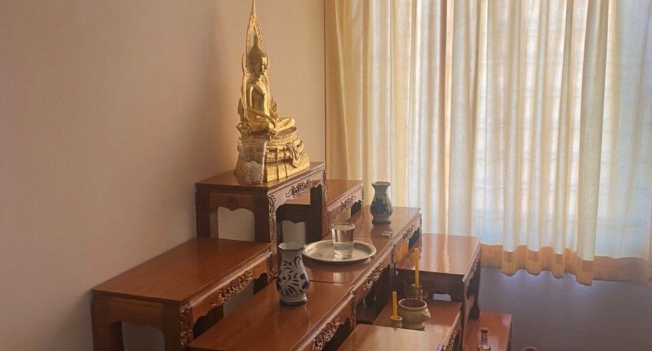For sale 4 bedrooms house in Hua Hin, Prachuap Khiri Khan