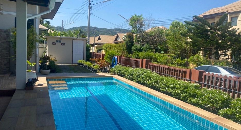 For sale 4 bedrooms house in Hua Hin, Prachuap Khiri Khan