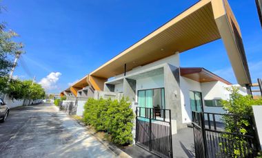 À louer 2 chambres villa à Mueang Phuket, Phuket