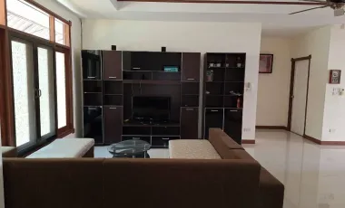 À vendre et à louer 3 chambres maison à Bang Lamung, Chonburi