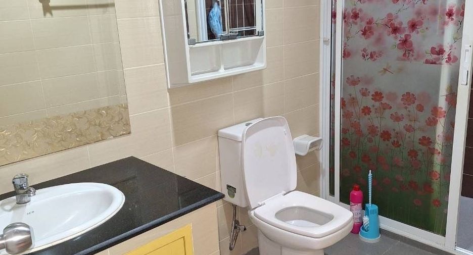 For sale and for rent 3 bedrooms house in Bang Lamung, Chonburi