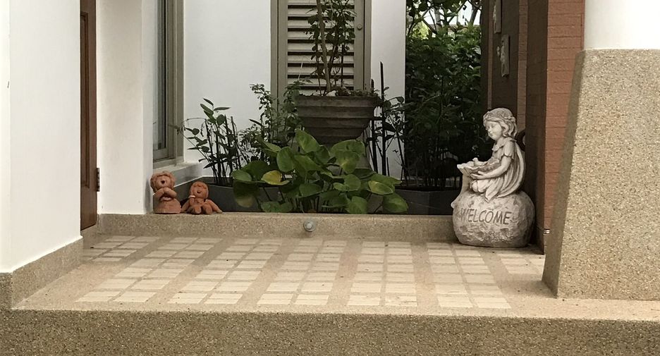 For sale 2 bedrooms villa in Cha Am, Phetchaburi