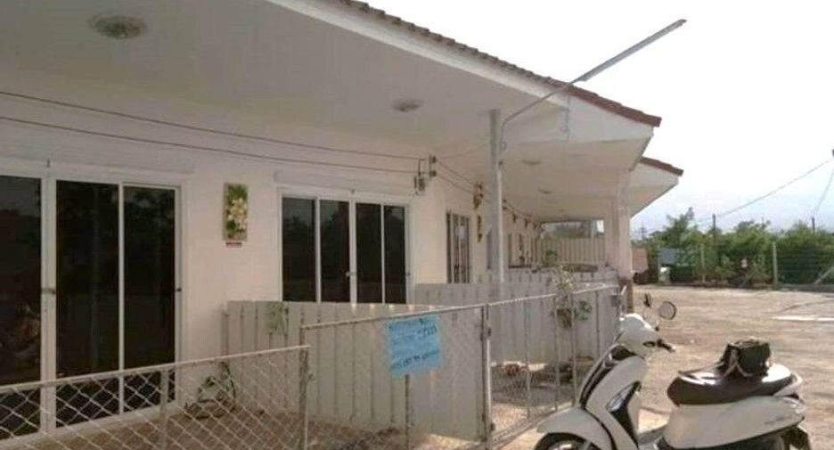 For sale 8 bedrooms townhouse in Hua Hin, Prachuap Khiri Khan