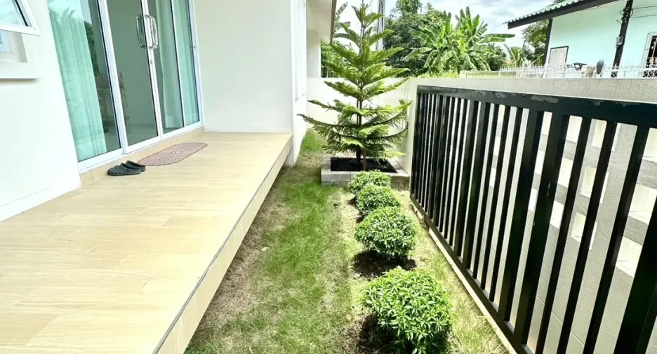 For rent 3 bedrooms house in Saraphi, Chiang Mai