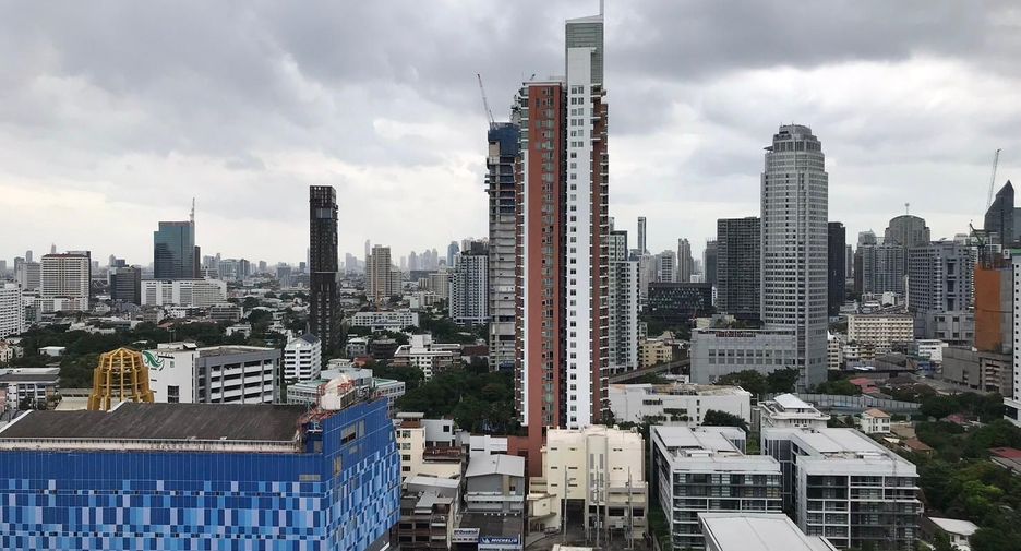 For sale and for rent 2 bedrooms condo in Khlong Toei, Bangkok