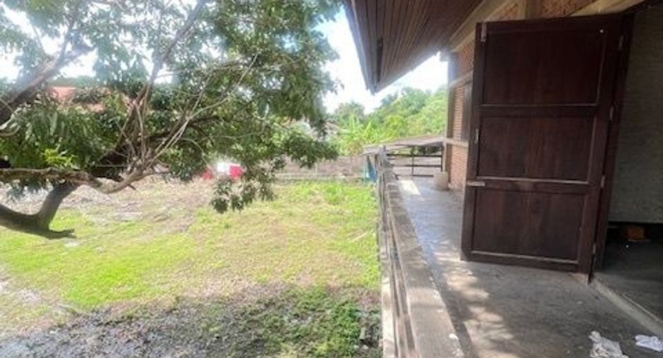 À vendre terrain à San Kamphaeng, Chiang Mai