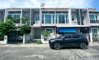 For rent 2 ベッドルーム townhouse in Mueang Samut Sakhon, Samut Sakhon