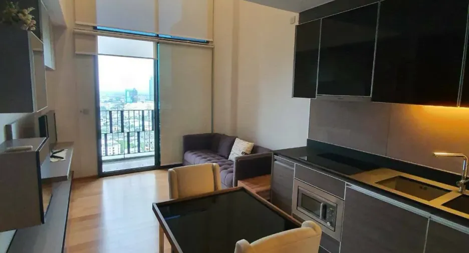 For sale and for rent 2 bedrooms condo in Khlong Toei, Bangkok