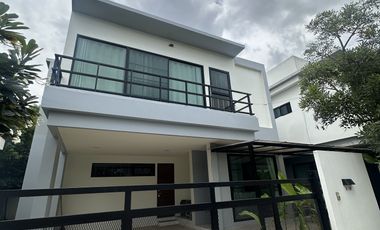 For rent 3 bedrooms house in Mueang Chiang Mai, Chiang Mai