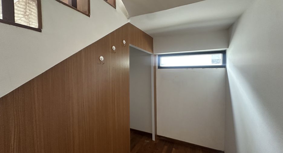 Haus zur Miete mit 3 Zimmer in Mueang Chiang Mai, Chiang Mai