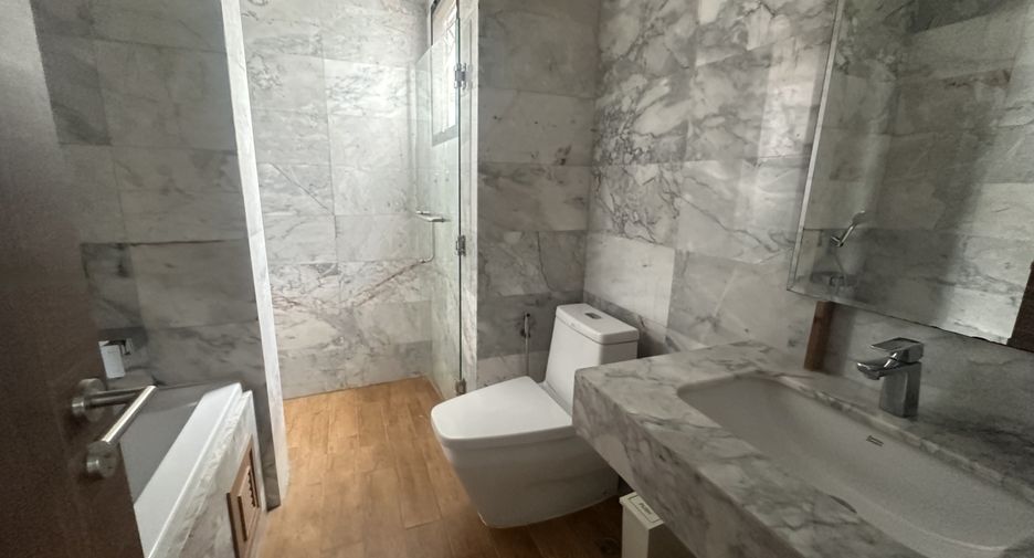 Haus zur Miete mit 3 Zimmer in Mueang Chiang Mai, Chiang Mai