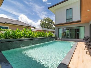 Villa en venta de 4 habitaciones en Bang Lamung, Chonburi