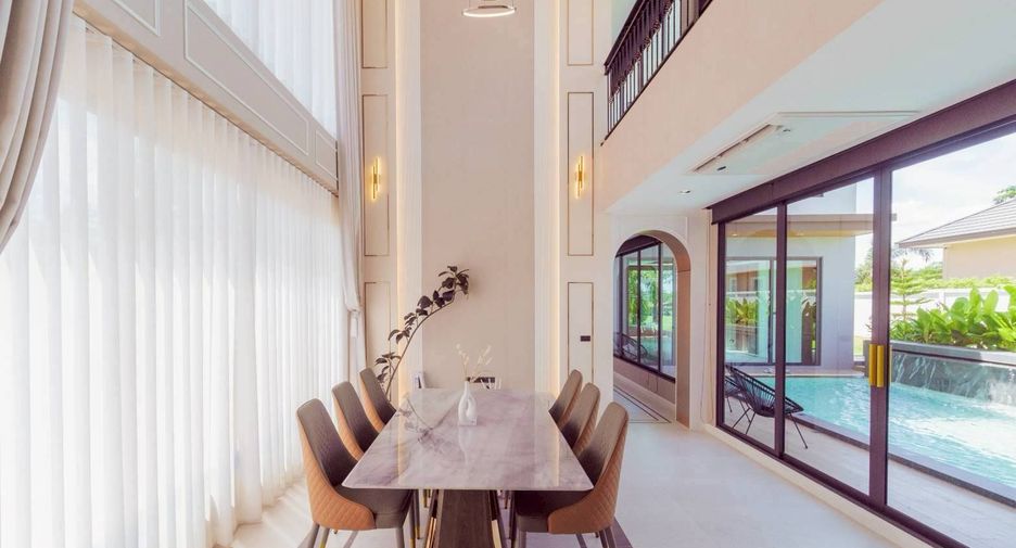 À vendre 4 chambres villa à Bang Lamung, Chonburi