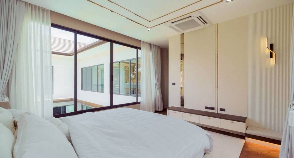 À vendre 4 chambres villa à Bang Lamung, Chonburi