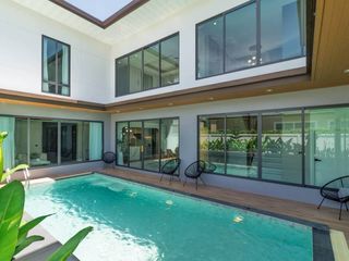 Villa en venta de 4 habitaciones en Bang Lamung, Chonburi