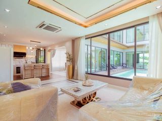 Villa en venta de 4 habitaciones en Bang Lamung, Chonburi